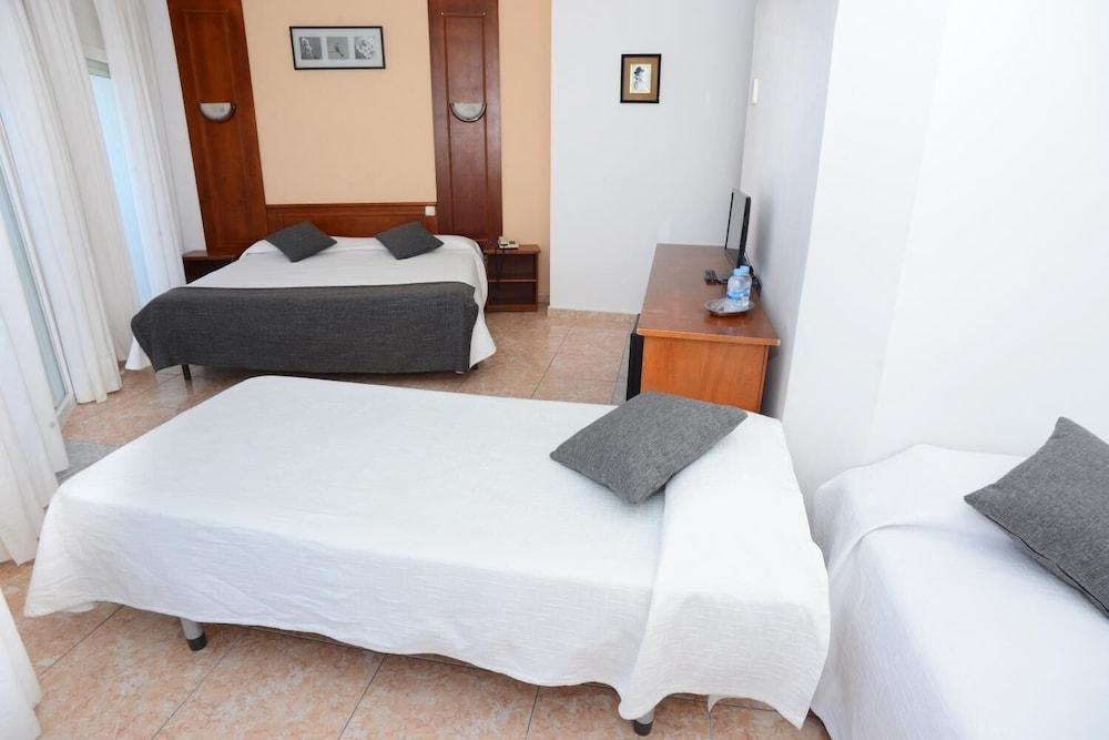 Rallye Hotel L' Escala Kültér fotó