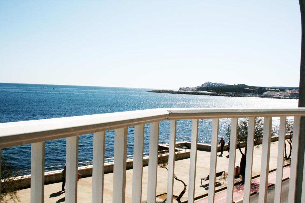 Rallye Hotel L' Escala Kültér fotó